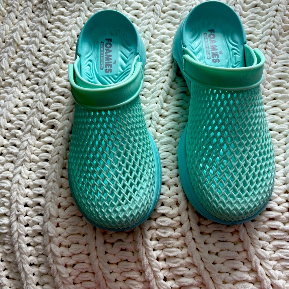 Sketchers Foamies